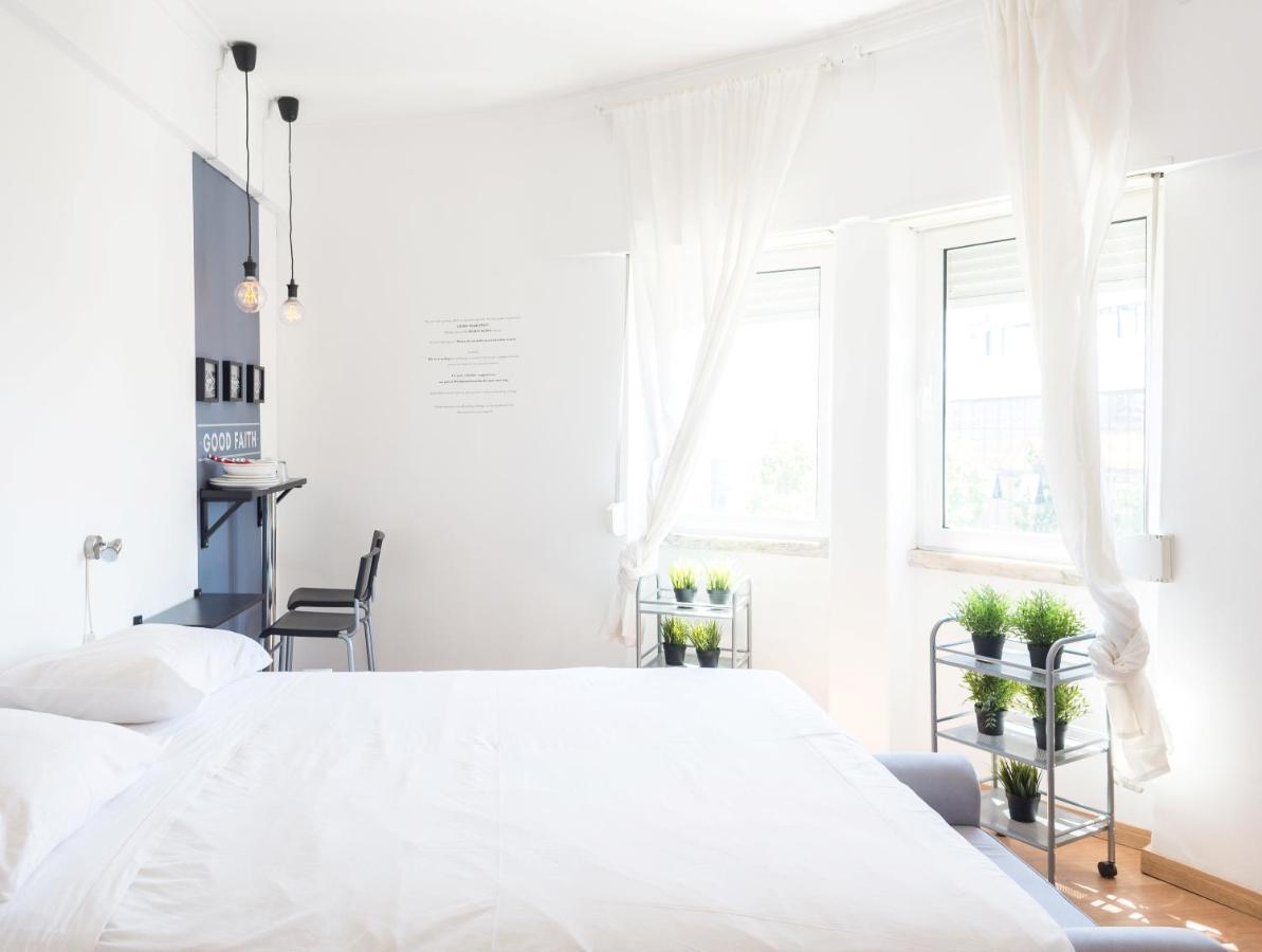 Marques Mini Hostel ลิสบอน ภายนอก รูปภาพ